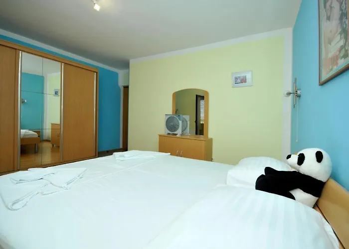 Roso With Sea View דירה